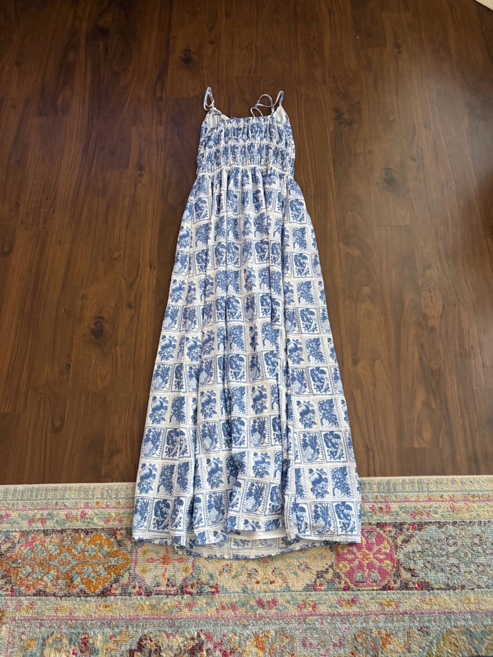 Abercrombie & Fitch Blue and White Printed Maxi Dress - Picture 4 of 4